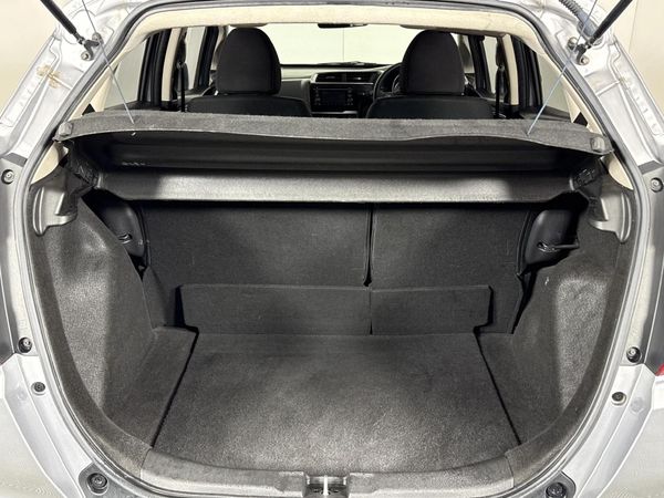2022-Honda-WR-V-12-Elegance image:13