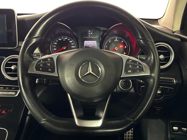 2018-Mercedes-Benz-GLC-250d-AMG image:11