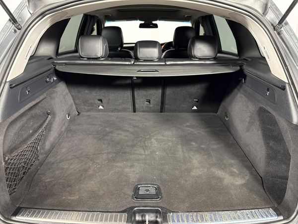 2018-Mercedes-Benz-GLC-250d-AMG image:13
