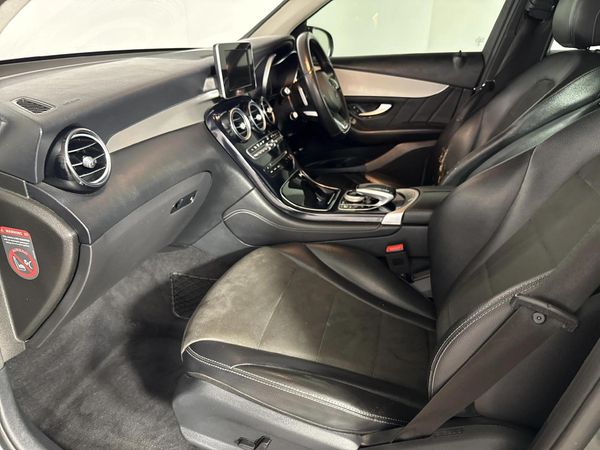 2018-Mercedes-Benz-GLC-250d-AMG image:8