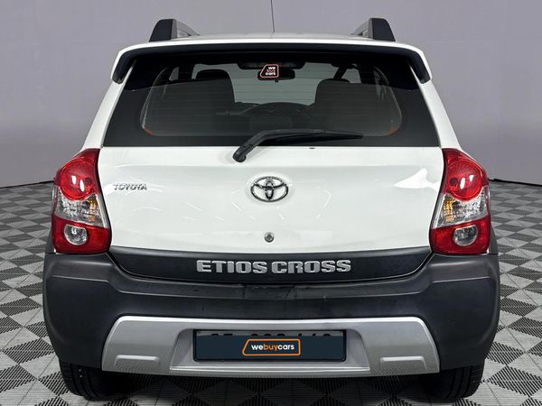 2017-Toyota-Etios-Cross-15-XS-5-dr image:18