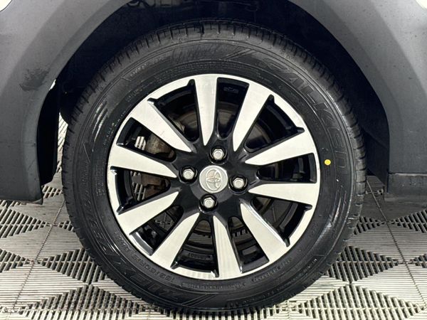 2017-Toyota-Etios-Cross-15-XS-5-dr image:4