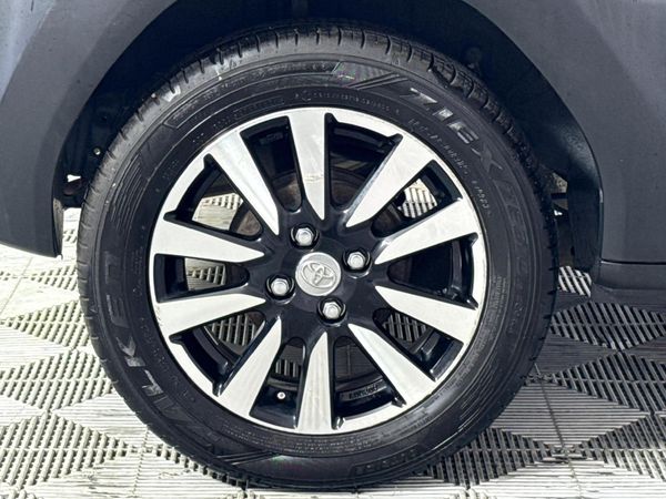 2017-Toyota-Etios-Cross-15-XS-5-dr image:7
