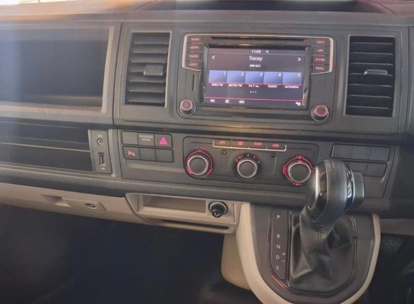 2020-Volkswagen-Kombi-Full-house image:2