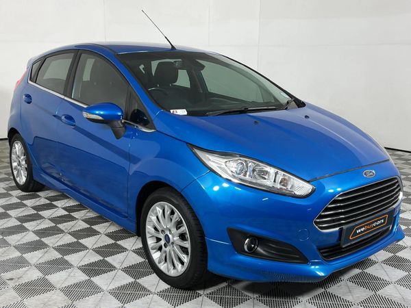 2015-Ford-Fiesta-10-EcoBoost-Titanium-5-dr image:15