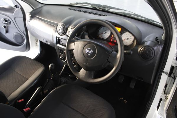 2019-Nissan-NP200-15-dCi-Safety-Pack image:14