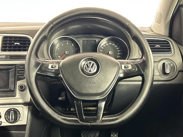 2016-Volkswagen-Polo-12-TSI-Highline-Auto-81kW image:11