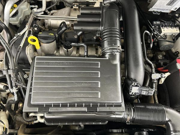 2016-Volkswagen-Polo-12-TSI-Highline-Auto-81kW image:12