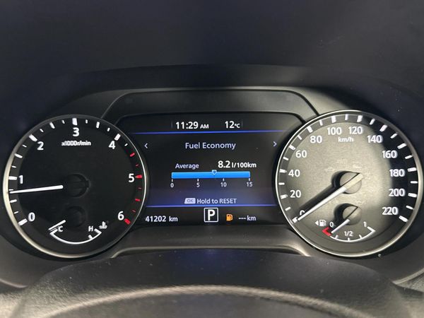 2024-Nissan-Navara-25-DDTi-PRO-2X-Auto-Double-Cab image:2