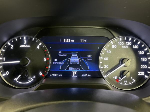 2025-Nissan-Navara-25-DDTi-PRO-2X-Auto-Double-Cab image:2