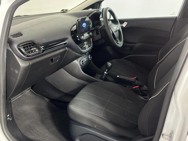 2018-Ford-Fiesta-10-EcoBoost-Trend-5-dr image:8