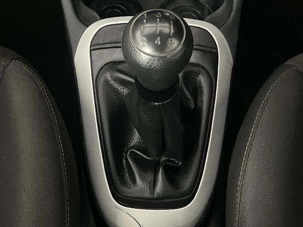 2022-Kia-Picanto-10-Start image:9