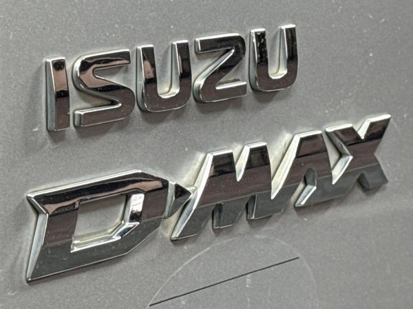 2022-Isuzu-D-Max-30-DDI-V-Cross-HR-4x4-Auto-Double-Cab image:11