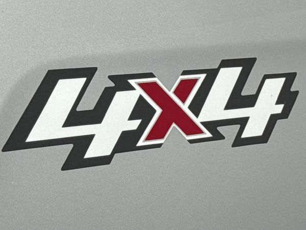 2022-Isuzu-D-Max-30-DDI-V-Cross-HR-4x4-Auto-Double-Cab image:13