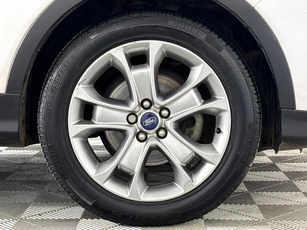2014-Ford-Kuga-16-EcoBoost-Trend image:5