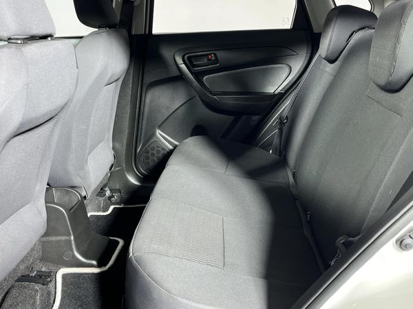 2021-Toyota-Urban-Cruiser-15-Xi image:3