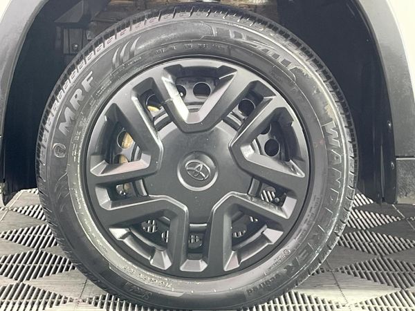 2021-Toyota-Urban-Cruiser-15-Xi image:4