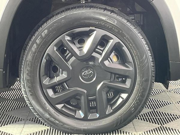 2021-Toyota-Urban-Cruiser-15-Xi image:5