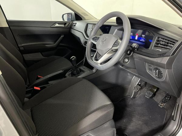 2025-Volkswagen-Polo-10-TSI image:9