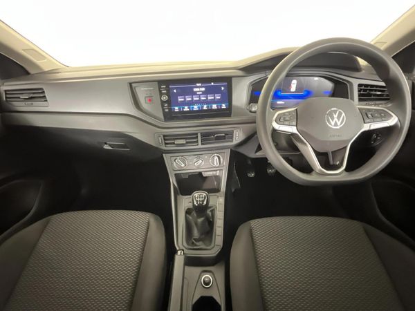 2025-Volkswagen-Polo-10-TSI image:1