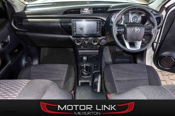 2021-Toyota-Hilux-24-GD-6-Raised-Body-Raider-Auto-Double-Cab image:15