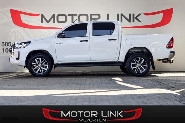 2021-Toyota-Hilux-24-GD-6-Raised-Body-Raider-Auto-Double-Cab image:3