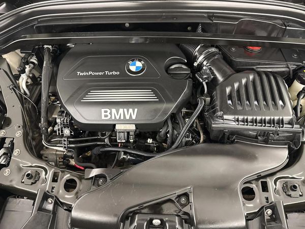 2016-BMW-X1-sDrive20d-Auto image:12
