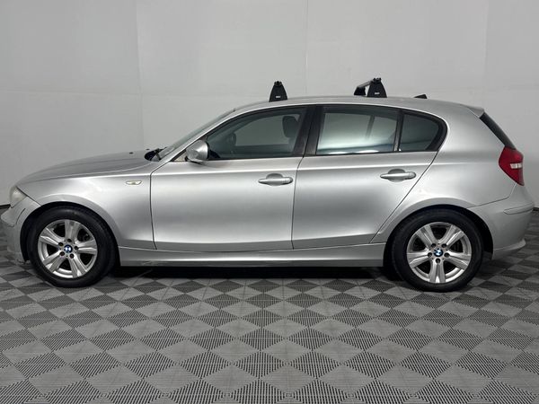 2010-BMW-1-Series-118i-5-dr-Auto image:19