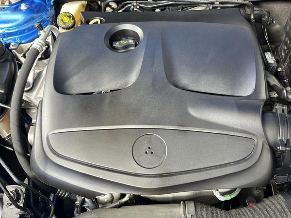 2013-Mercedes-Benz-A-Class-A-180-BE-Auto image:12