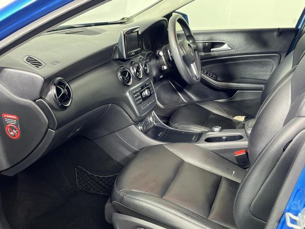 2013-Mercedes-Benz-A-Class-A-180-BE-Auto image:7