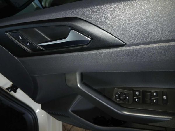 2026-Volkswagen-Polo-10-TSI image:16