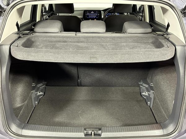2025-Volkswagen-T-Cross-10-TSI-Life-Auto image:10
