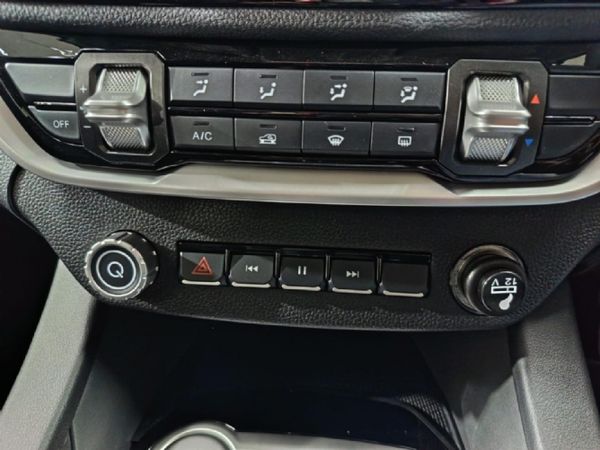 2026-Foton-Tunland-20T-G7-Elite-Double-Cab image:9