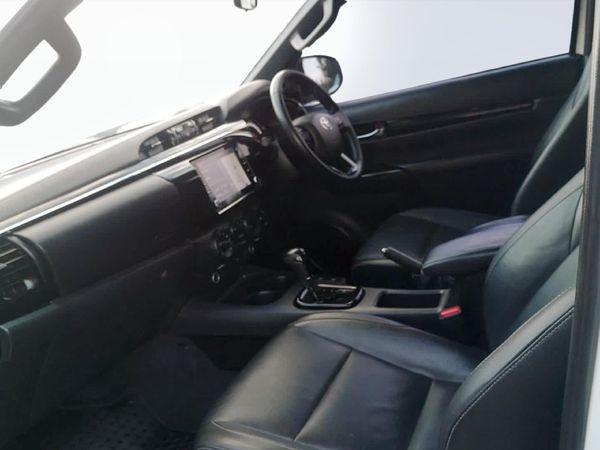 2020-Toyota-Hilux-28-GD-6-Raised-Body-Raider-4x4-Auto-Extended-Cab image:6