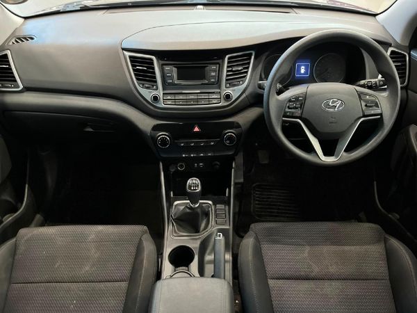 2016-Hyundai-Tucson-20-Premium image:9