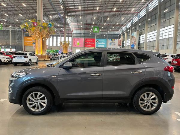 2016-Hyundai-Tucson-20-Premium image:5