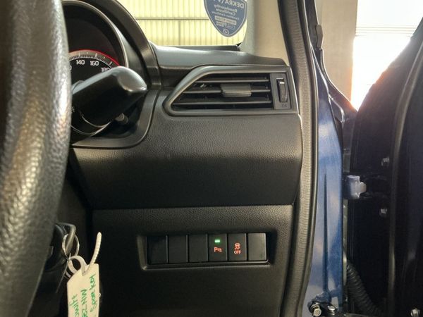 2023-Suzuki-Swift-12-GL image:21
