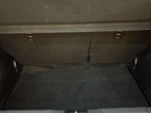 2023-Suzuki-Swift-12-GL image:6