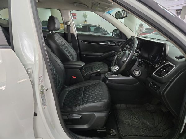 2022-Kia-Seltos-16-EX-Auto image:13