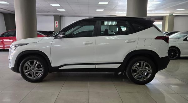 2022-Kia-Seltos-16-EX-Auto image:6