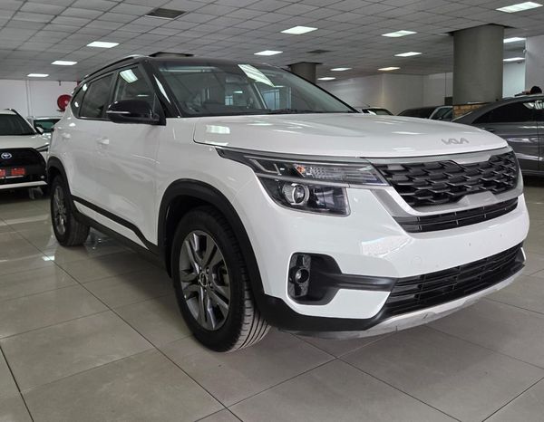 2022-Kia-Seltos-16-EX-Auto image:7