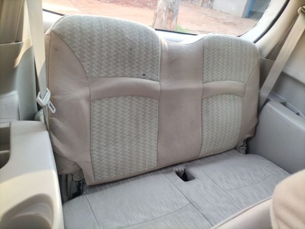 2016-Suzuki-Ertiga-14-GA image:10