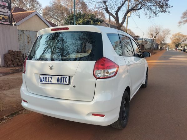 2016-Suzuki-Ertiga-14-GA image:5
