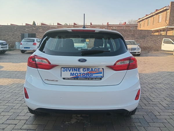 2019-Ford-Fiesta-10-Ecoboost-Titanium-5dr-Automatic image:13