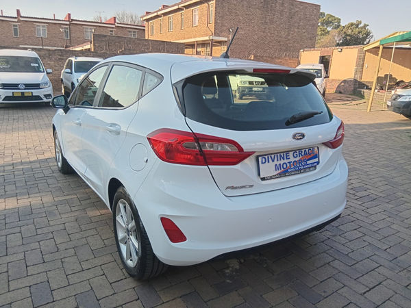 2019-Ford-Fiesta-10-Ecoboost-Titanium-5dr-Automatic image:14