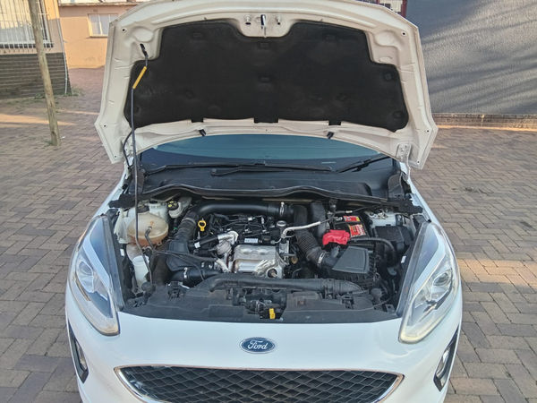 2019-Ford-Fiesta-10-Ecoboost-Titanium-5dr-Automatic image:15