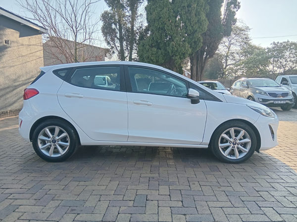 2019-Ford-Fiesta-10-Ecoboost-Titanium-5dr-Automatic image:7