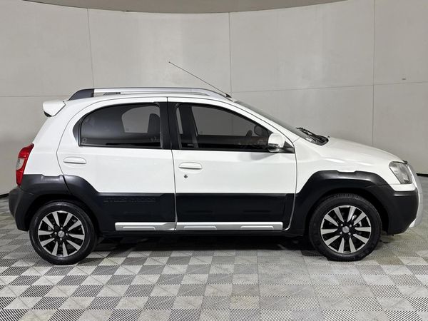 2020-Toyota-Etios-Cross-15-XS-5-dr image:15