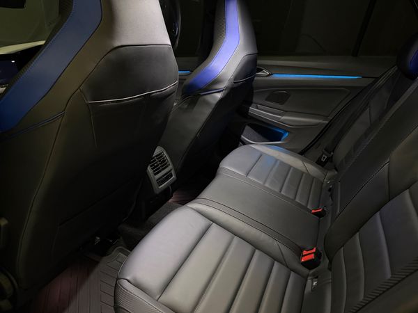 2025-Volkswagen-Golf-8-20-TSI-R-DSG image:17