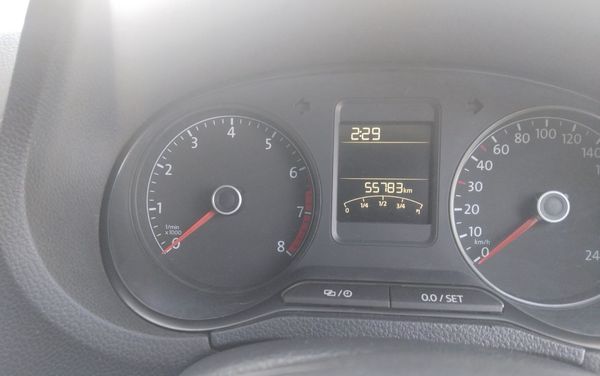 2023-Volkswagen-Polo-Vivo-14-Trendline-5-dr image:9